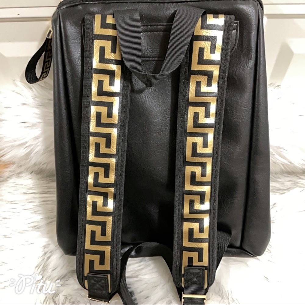 VERSACE GIFT SET - BRIGHT CRYSTAL PERFUME/ SUMMER BACKPACK- limited edition - Picture 5 of 15